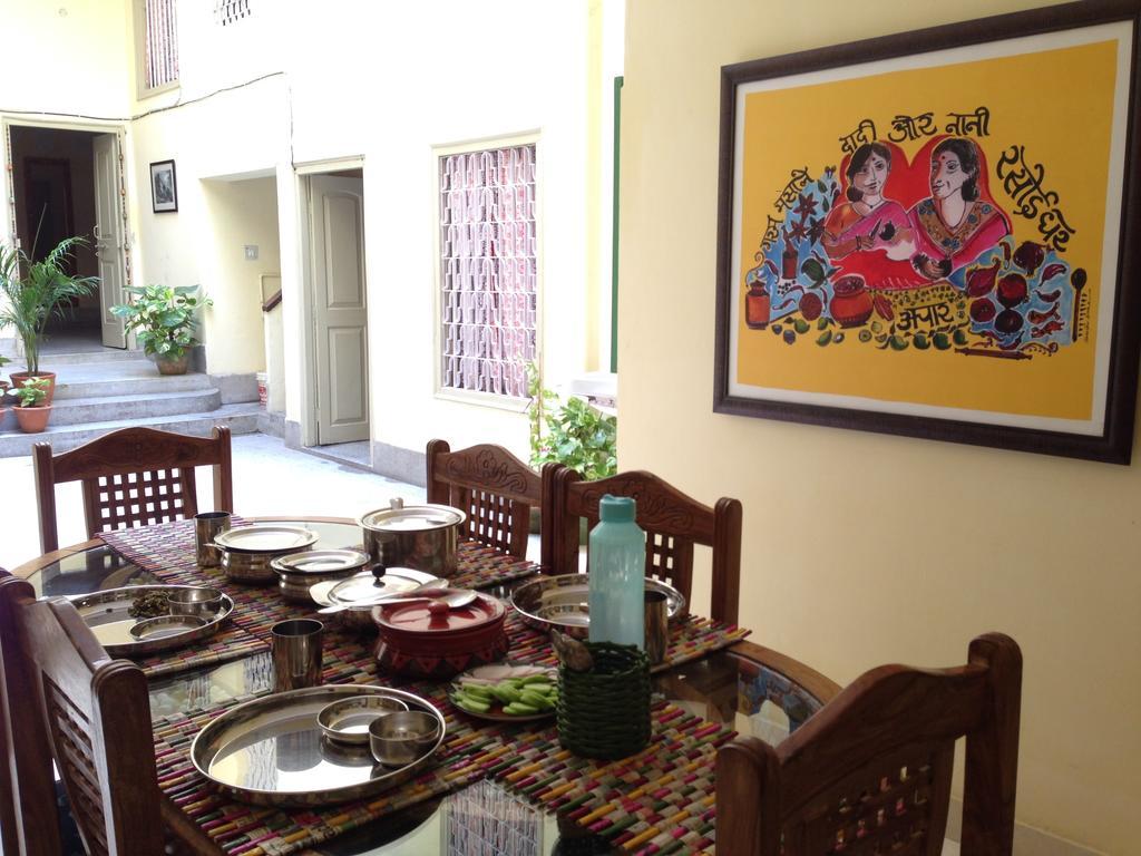 Granny'S Inn Varanasi Rum bild