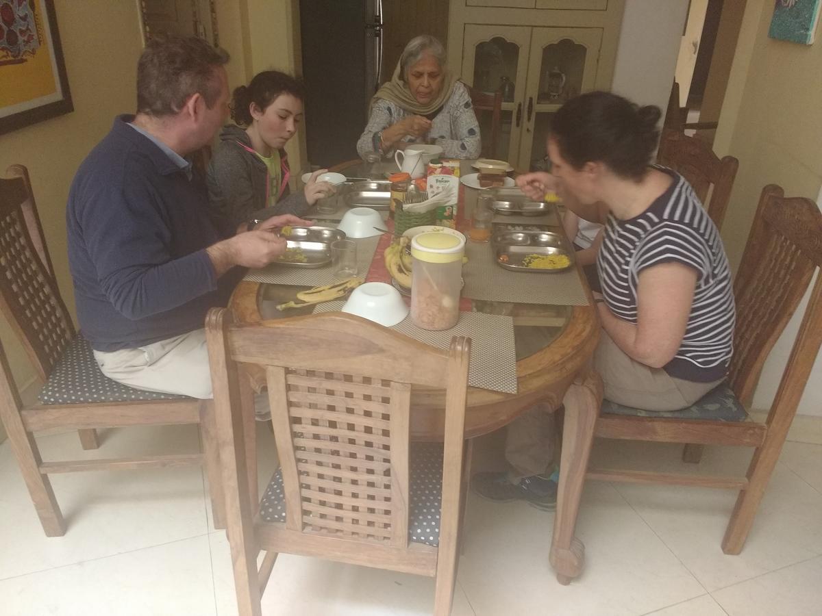 Granny'S Inn Varanasi Exteriör bild