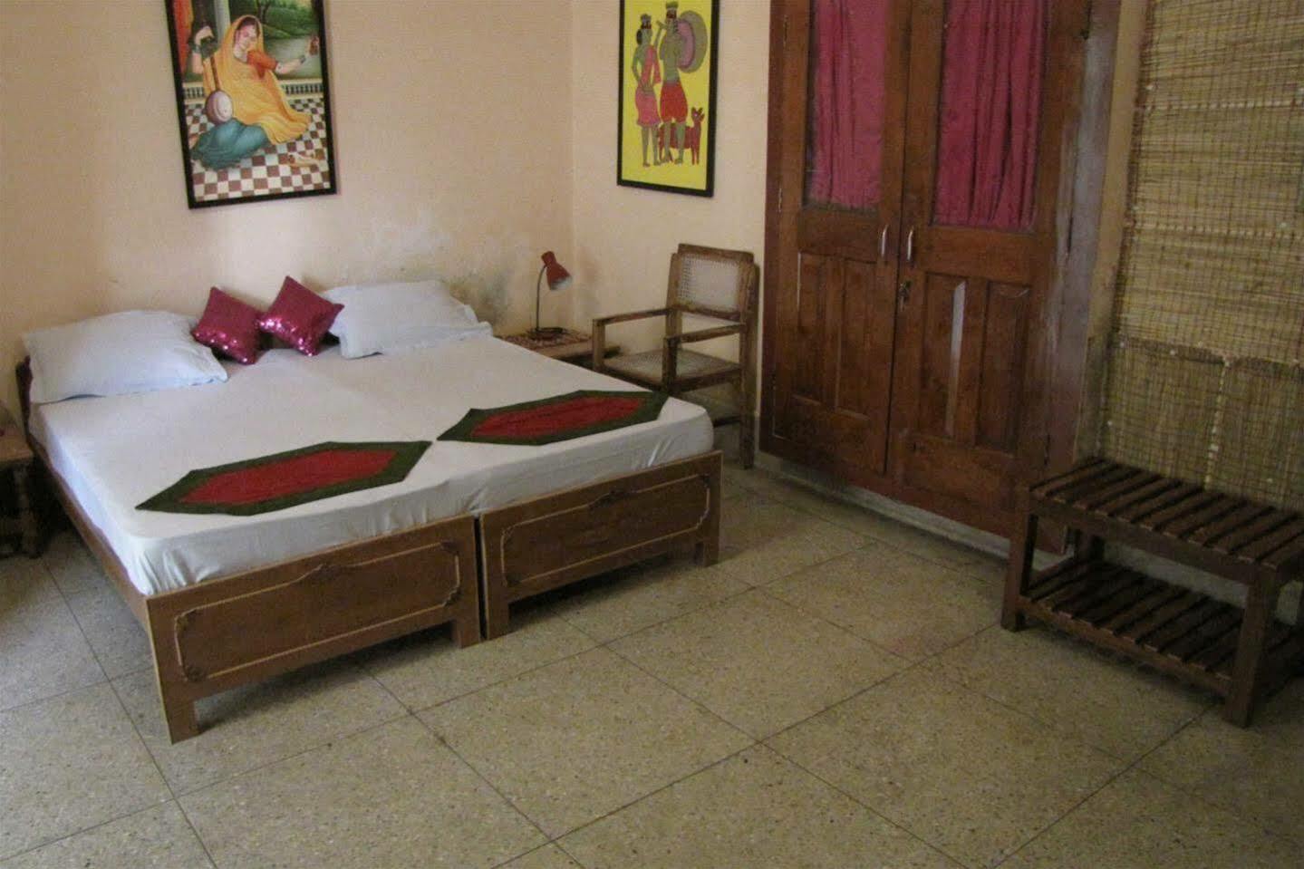 Granny'S Inn Varanasi Exteriör bild